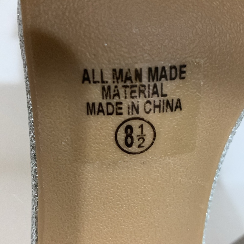 Silver sparkle shoes - Picture 10 of 12